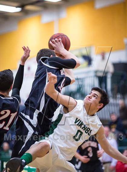 Thumbnail 3 in Loudoun Valley vs Heritage (VHSL Region II Quarterfinal) photogallery.