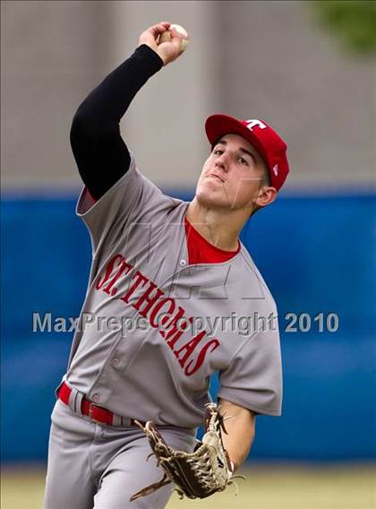 Thumbnail 2 in St. Thomas Catholic vs St. Pius X (TAPPS 5A Semifinal) photogallery.