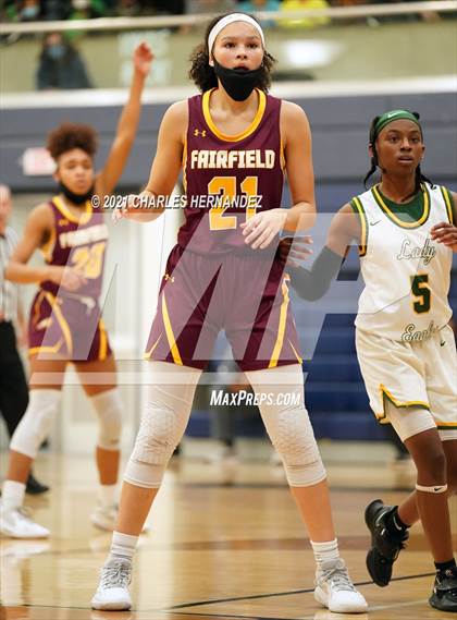 Thumbnail 1 in Lexington vs. Fairfield (UIL 3A Regional Final) photogallery.