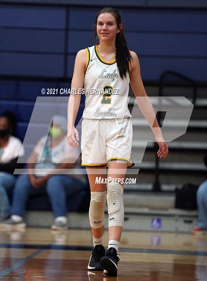 Thumbnail 1 in Lexington vs. Fairfield (UIL 3A Regional Final) photogallery.