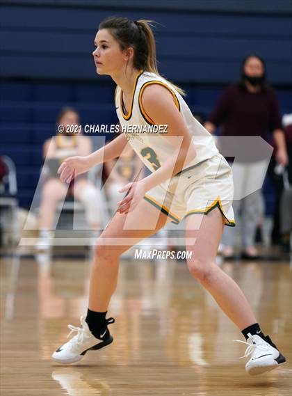 Thumbnail 3 in Lexington vs. Fairfield (UIL 3A Regional Final) photogallery.