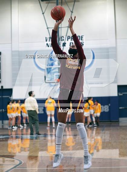 Thumbnail 3 in Lexington vs. Fairfield (UIL 3A Regional Final) photogallery.