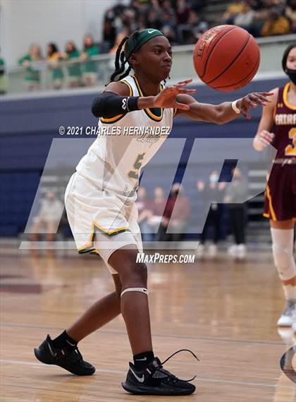 Thumbnail 1 in Lexington vs. Fairfield (UIL 3A Regional Final) photogallery.