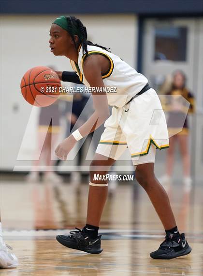 Thumbnail 2 in Lexington vs. Fairfield (UIL 3A Regional Final) photogallery.