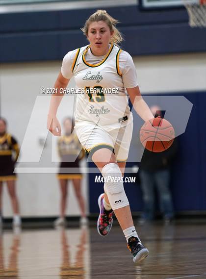 Thumbnail 2 in Lexington vs. Fairfield (UIL 3A Regional Final) photogallery.