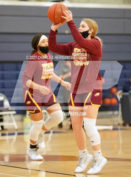 Thumbnail 2 in Lexington vs. Fairfield (UIL 3A Regional Final) photogallery.