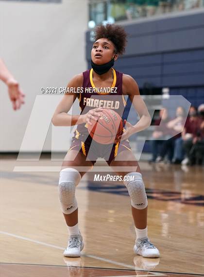 Thumbnail 2 in Lexington vs. Fairfield (UIL 3A Regional Final) photogallery.