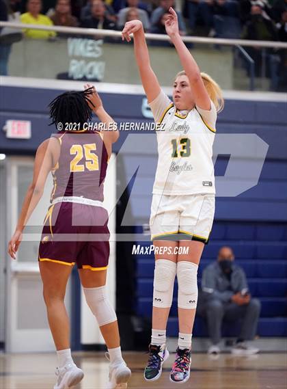 Thumbnail 3 in Lexington vs. Fairfield (UIL 3A Regional Final) photogallery.