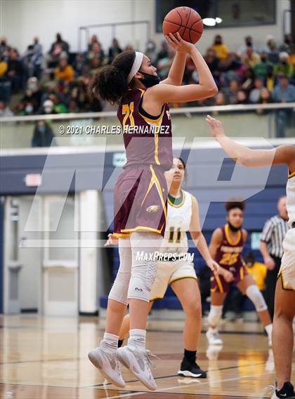 Thumbnail 1 in Lexington vs. Fairfield (UIL 3A Regional Final) photogallery.