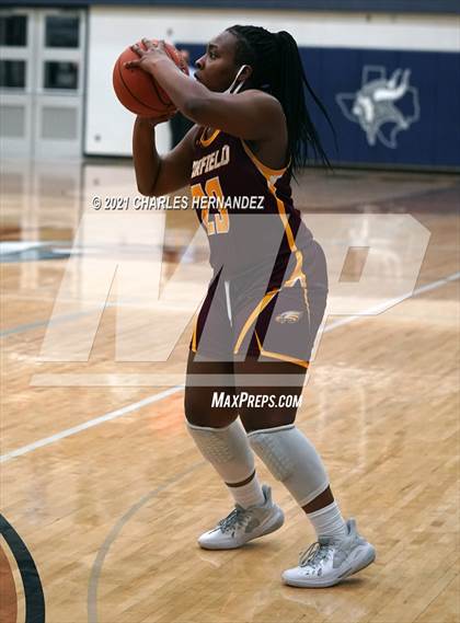 Thumbnail 3 in Lexington vs. Fairfield (UIL 3A Regional Final) photogallery.