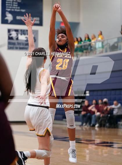 Thumbnail 1 in Lexington vs. Fairfield (UIL 3A Regional Final) photogallery.