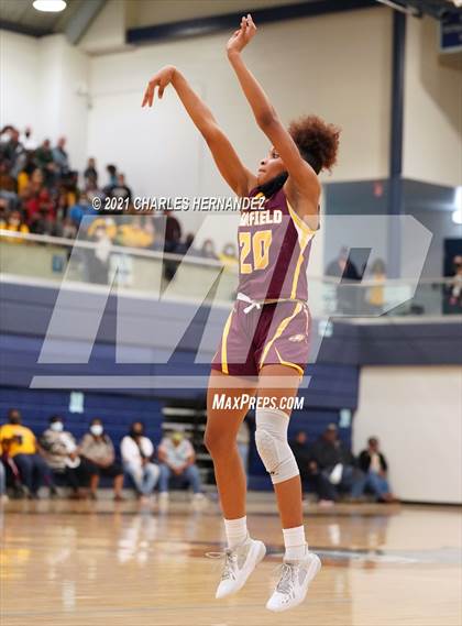 Thumbnail 1 in Lexington vs. Fairfield (UIL 3A Regional Final) photogallery.