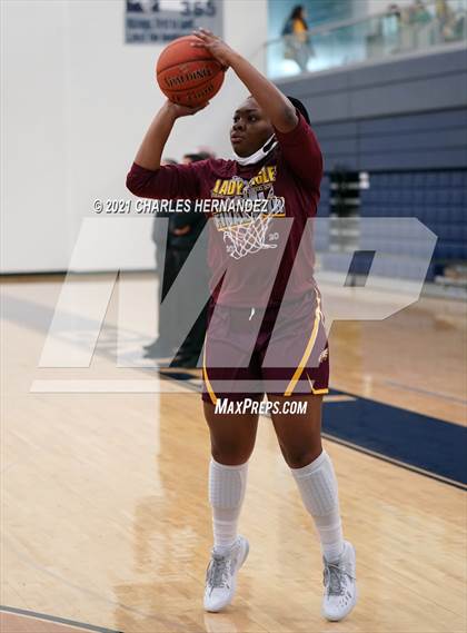 Thumbnail 1 in Lexington vs. Fairfield (UIL 3A Regional Final) photogallery.