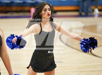 Thumbnail 1 in Windsor @ Poudre photogallery.