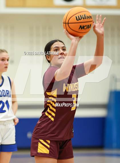 Thumbnail 1 in Windsor @ Poudre photogallery.