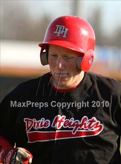 Thumbnail 1 in Beechwood @ Dixie Heights photogallery.