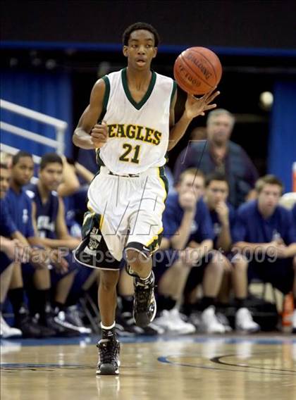 Thumbnail 3 in Loyola vs. Eisenhower (CIF SoCal D2 Final) photogallery.