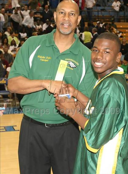 Thumbnail 1 in Loyola vs. Eisenhower (CIF SoCal D2 Final) photogallery.
