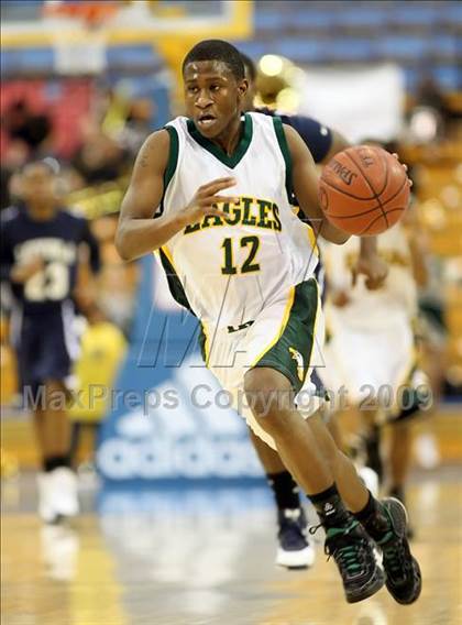 Thumbnail 1 in Loyola vs. Eisenhower (CIF SoCal D2 Final) photogallery.