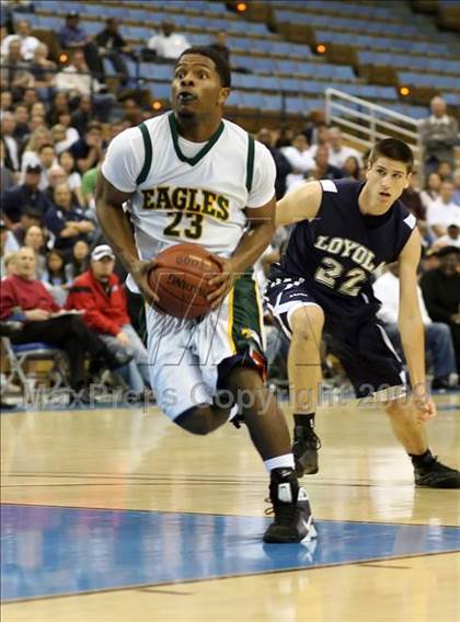 Thumbnail 2 in Loyola vs. Eisenhower (CIF SoCal D2 Final) photogallery.