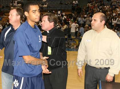 Thumbnail 2 in Loyola vs. Eisenhower (CIF SoCal D2 Final) photogallery.