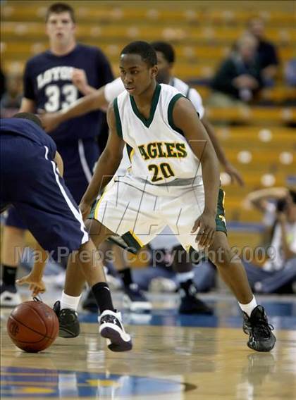 Thumbnail 2 in Loyola vs. Eisenhower (CIF SoCal D2 Final) photogallery.