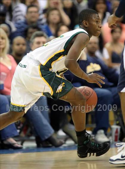 Thumbnail 1 in Loyola vs. Eisenhower (CIF SoCal D2 Final) photogallery.