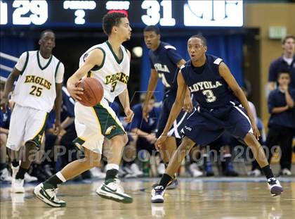 Thumbnail 2 in Loyola vs. Eisenhower (CIF SoCal D2 Final) photogallery.