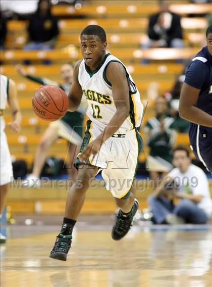 Thumbnail 1 in Loyola vs. Eisenhower (CIF SoCal D2 Final) photogallery.
