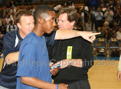 Thumbnail 1 in Loyola vs. Eisenhower (CIF SoCal D2 Final) photogallery.