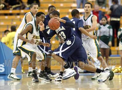 Thumbnail 1 in Loyola vs. Eisenhower (CIF SoCal D2 Final) photogallery.