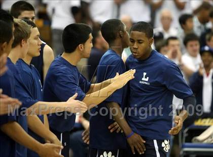 Thumbnail 2 in Loyola vs. Eisenhower (CIF SoCal D2 Final) photogallery.