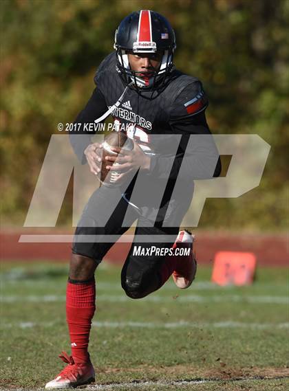 Thumbnail 2 in Daniel Hand @ Wilbur Cross photogallery.