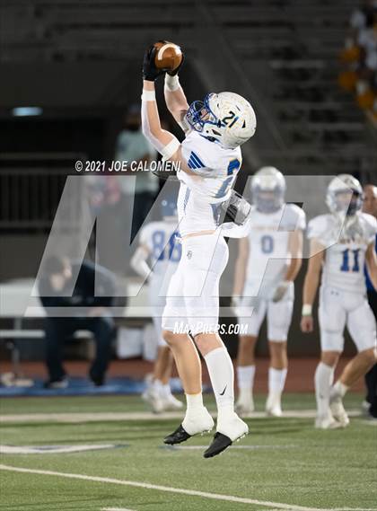 Thumbnail 1 in Lago Vista vs Industrial (UIL 3A D1 Regional Finals) photogallery.