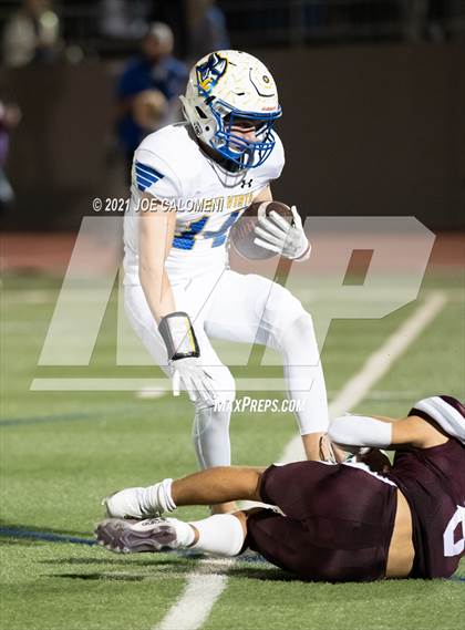 Thumbnail 3 in Lago Vista vs Industrial (UIL 3A D1 Regional Finals) photogallery.