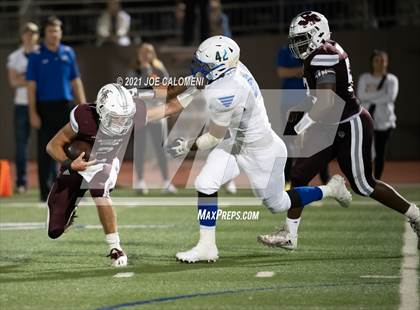 Thumbnail 1 in Lago Vista vs Industrial (UIL 3A D1 Regional Finals) photogallery.