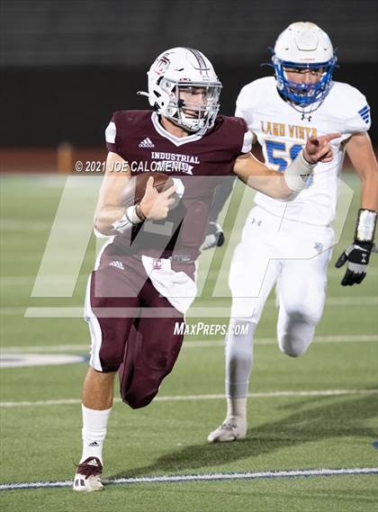 Thumbnail 3 in Lago Vista vs Industrial (UIL 3A D1 Regional Finals) photogallery.