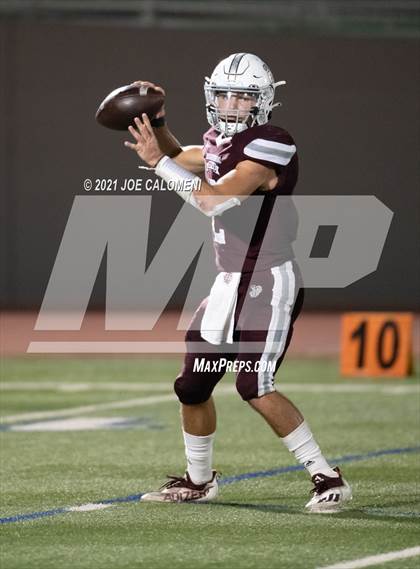 Thumbnail 1 in Lago Vista vs Industrial (UIL 3A D1 Regional Finals) photogallery.