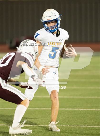 Thumbnail 2 in Lago Vista vs Industrial (UIL 3A D1 Regional Finals) photogallery.