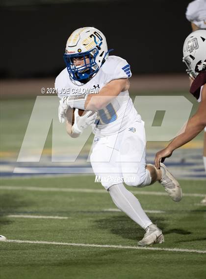 Thumbnail 1 in Lago Vista vs Industrial (UIL 3A D1 Regional Finals) photogallery.