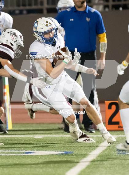 Thumbnail 1 in Lago Vista vs Industrial (UIL 3A D1 Regional Finals) photogallery.
