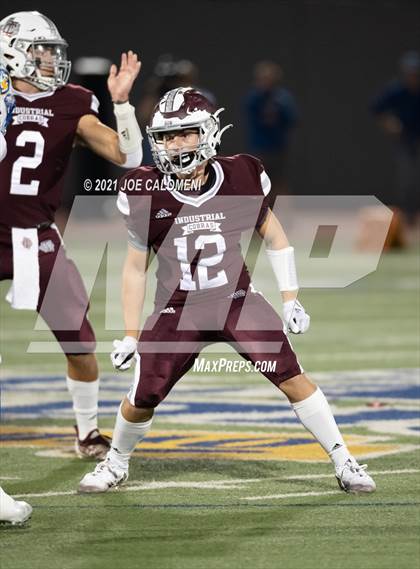 Thumbnail 2 in Lago Vista vs Industrial (UIL 3A D1 Regional Finals) photogallery.
