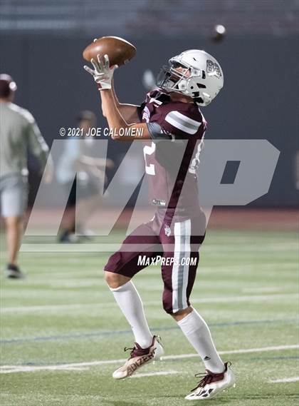 Thumbnail 1 in Lago Vista vs Industrial (UIL 3A D1 Regional Finals) photogallery.