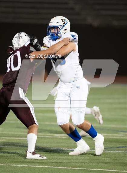 Thumbnail 1 in Lago Vista vs Industrial (UIL 3A D1 Regional Finals) photogallery.