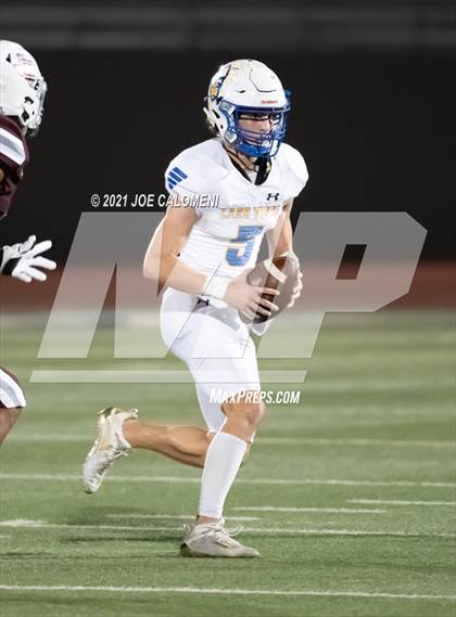 Thumbnail 1 in Lago Vista vs Industrial (UIL 3A D1 Regional Finals) photogallery.