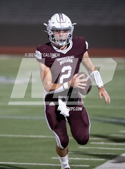Thumbnail 3 in Lago Vista vs Industrial (UIL 3A D1 Regional Finals) photogallery.