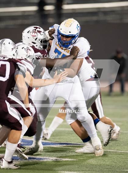 Thumbnail 1 in Lago Vista vs Industrial (UIL 3A D1 Regional Finals) photogallery.