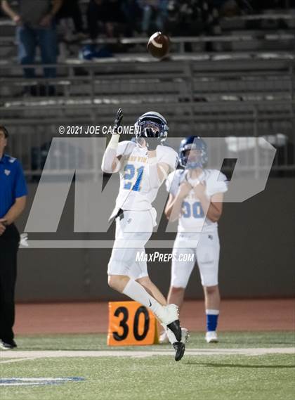 Thumbnail 2 in Lago Vista vs Industrial (UIL 3A D1 Regional Finals) photogallery.