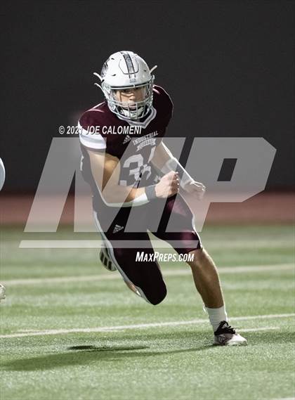 Thumbnail 3 in Lago Vista vs Industrial (UIL 3A D1 Regional Finals) photogallery.