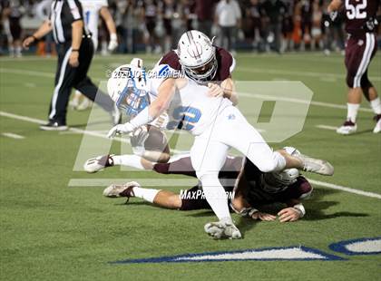 Thumbnail 2 in Lago Vista vs Industrial (UIL 3A D1 Regional Finals) photogallery.